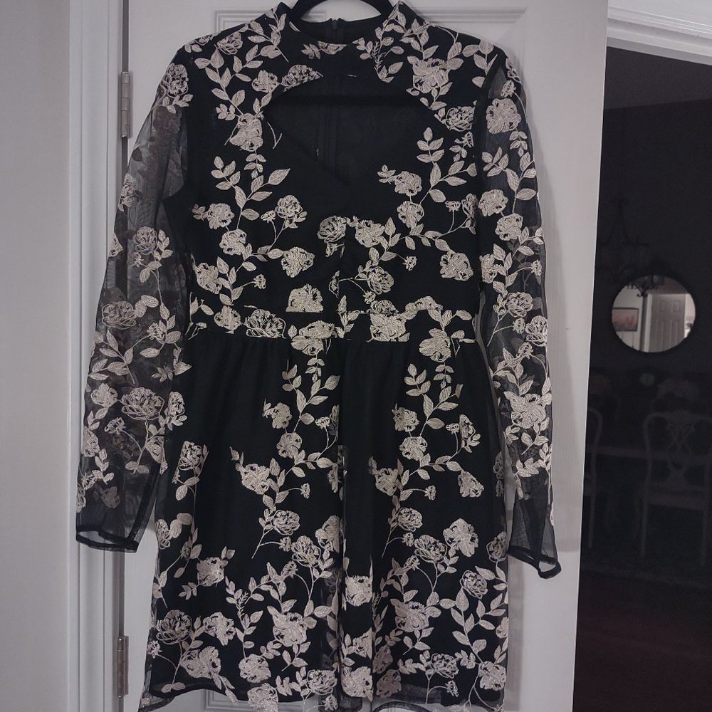 Altar'd State Black/Ivory/Gold Dress- Size L